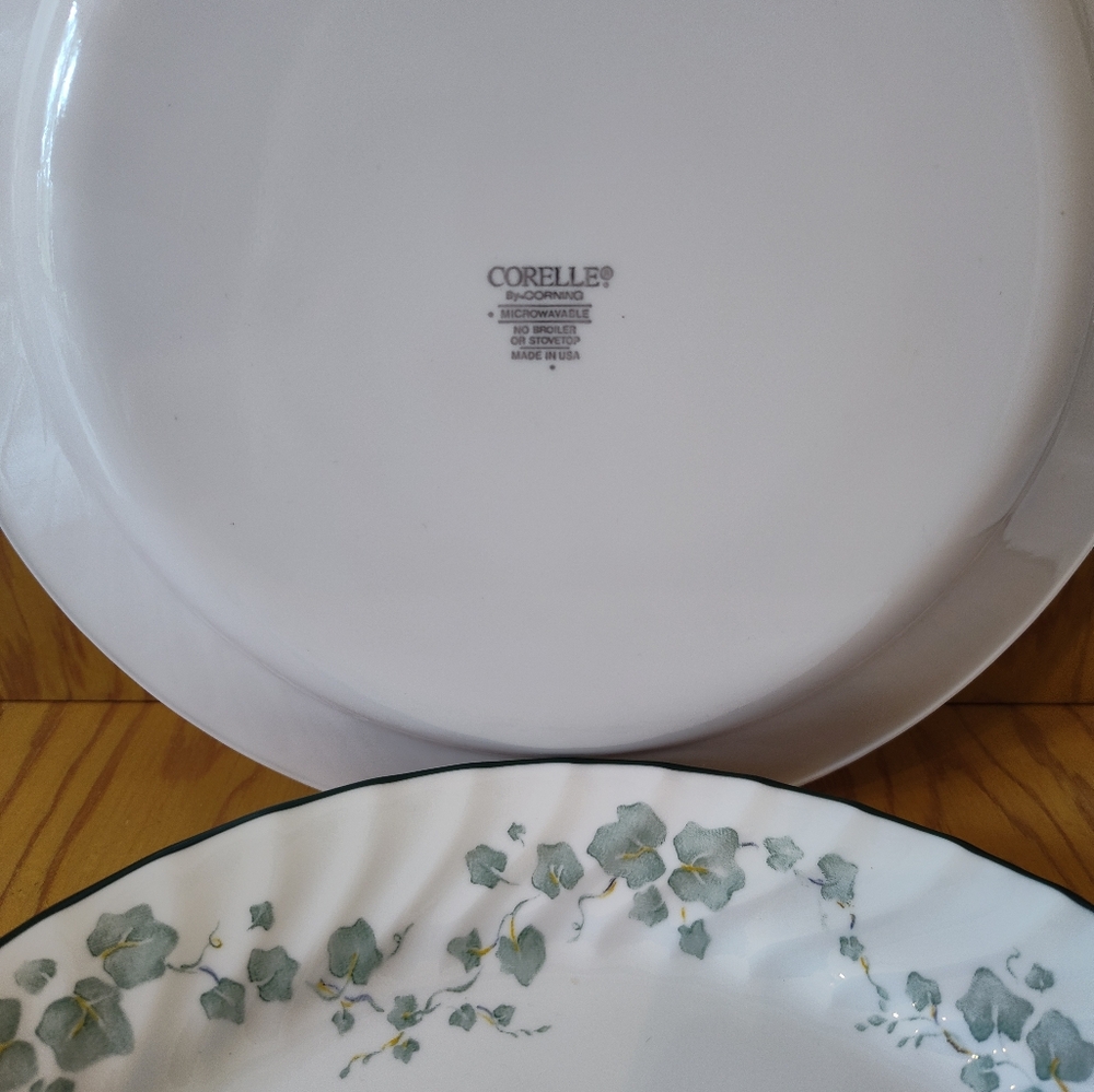 Set Of 4 Vintage Corelle Callaway Ivy Pattern Dinner Plates 10" - Picture 3 of 3